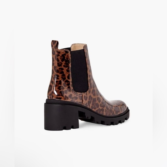 JustFab Roonie Leopard Print Bootie - Picture 3 of 6